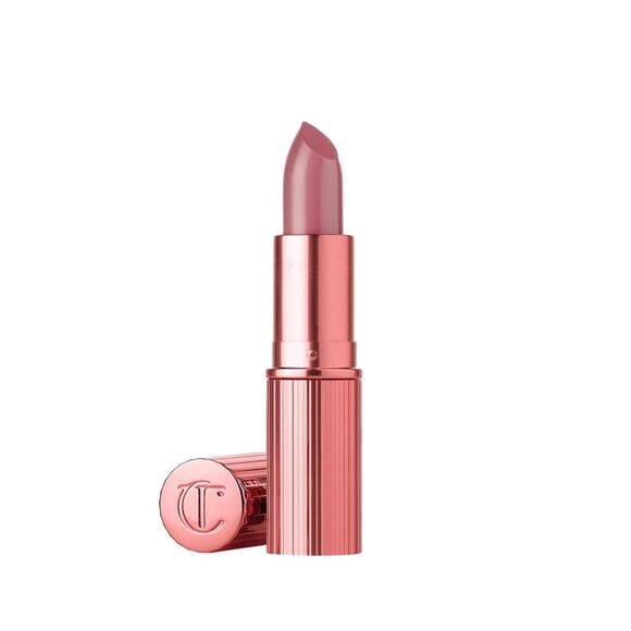 Charlotte Tilbury Moisturizing Hydrating Lipstick with Light Diffusing Pigments